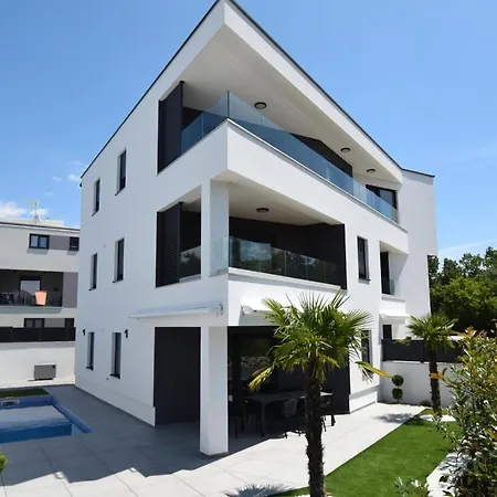 Ak Lux With Private Pool Appartement